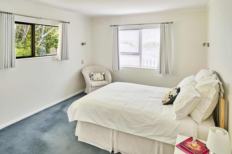 Photo of property in 18 Bosun Terrace, Whitby, Porirua, 5024