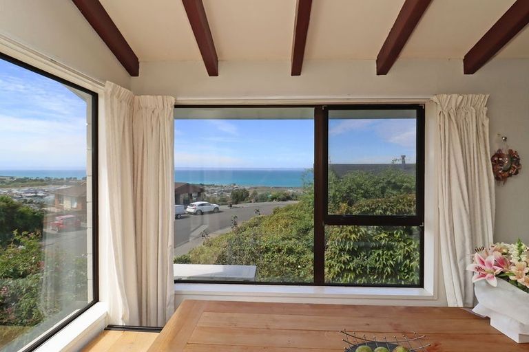 Photo of property in 15a Oakleigh Crescent, Oamaru North, Oamaru, 9400