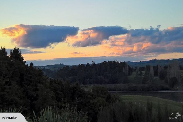 Photo of property in 107 Jumna Road, Maungaturoto, 0587