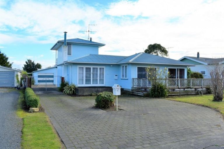 Photo of property in 16 Ayton Street, Mangapapa, Gisborne, 4010
