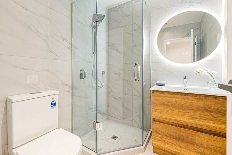 Photo of property in 208e Ti Rakau Drive, Pakuranga Heights, Auckland, 2010