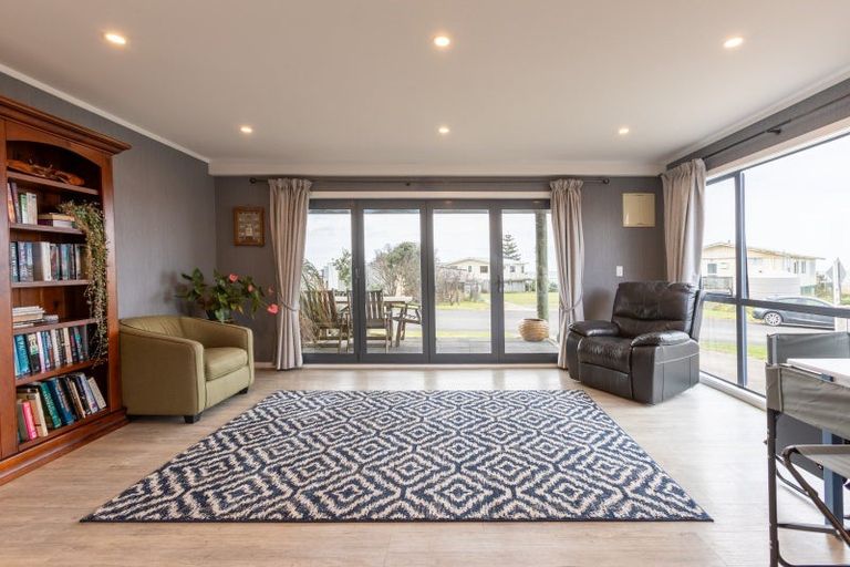 Photo of property in 84 Akitio Esplanade, Akitio, Pongaroa, 4991