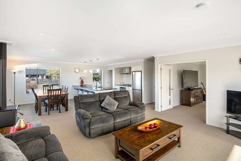 Photo of property in 2 Te Aika Street, Marshland, Christchurch, 8083