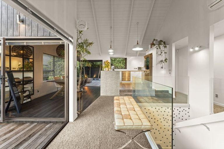 Photo of property in 59 Calluna Crescent, Totara Heights, Auckland, 2105