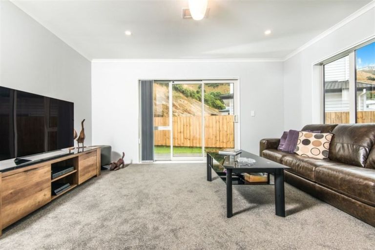 Photo of property in 3 Gatley Grove, Churton Park, Wellington, 6037