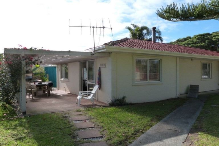 Photo of property in 11 Tutuki Walk, Ruakaka, 0116