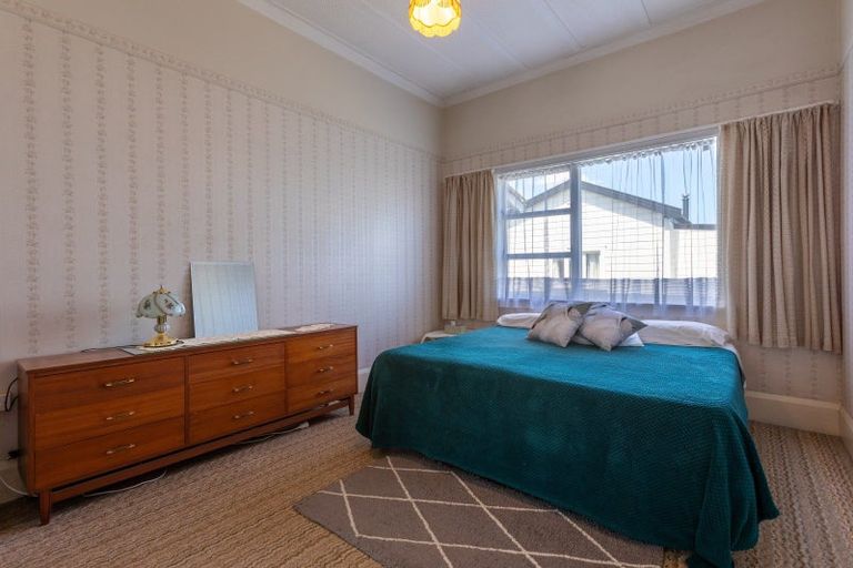 Photo of property in 15 Albert Street, Dannevirke, 4930