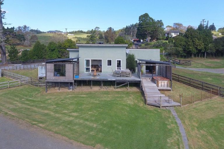 Photo of property in 372 Horseshoe Bush Road, Dairy Flat, Albany, 0794