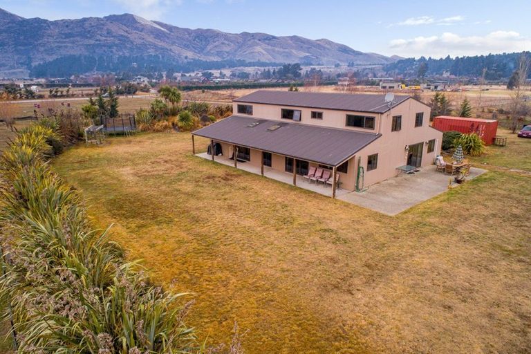 Photo of property in 92 Lachlan Avenue, Hawea Flat, Wanaka, 9382