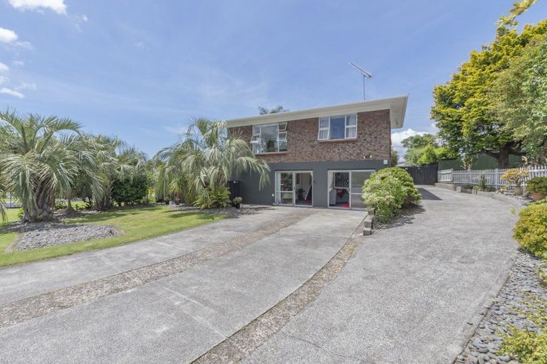 Photo of property in 3 Alf Walker Place, Papakura, 2110