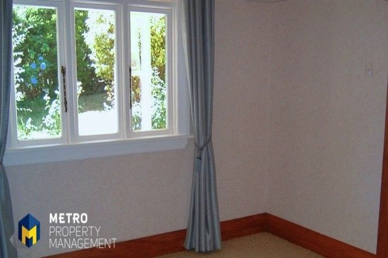 Photo of property in 35 Clifford Street, Dalmore, Dunedin, 9010