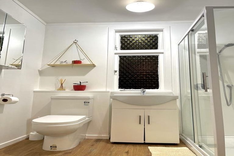 Photo of property in 133 Knights Road, Hutt Central, Lower Hutt, 5010