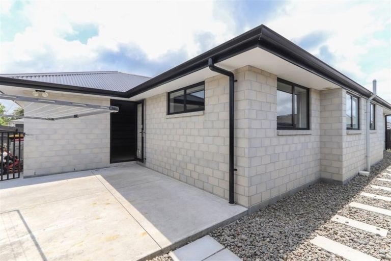 Photo of property in 13a Estate Grove, Inglewood, 4330