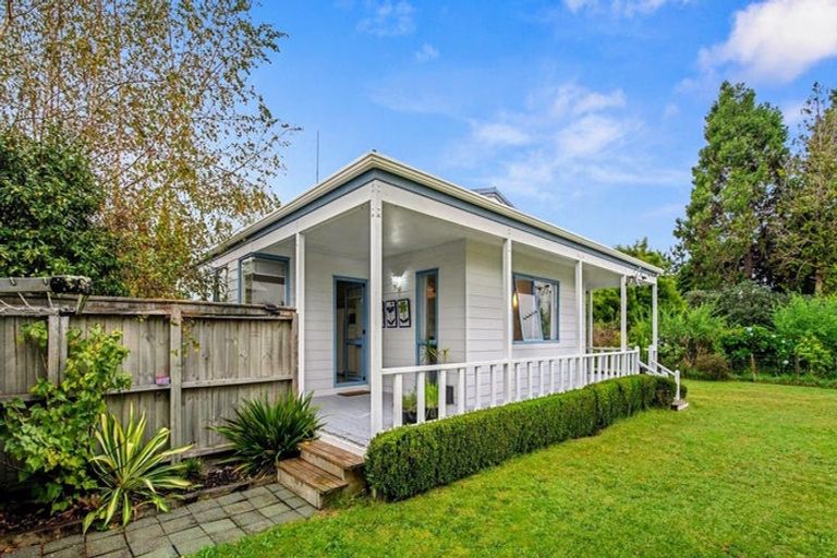 Photo of property in 69c Robinson Avenue, Holdens Bay, Rotorua, 3010
