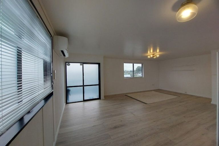 Photo of property in 1/5 Inca Place, Red Hill, Papakura, 2110