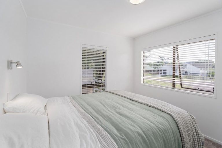 Photo of property in 2 Prescott Place, Pauanui, Hikuai, 3579