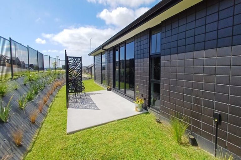 Photo of property in 3 Stingray Drive, Omokoroa, 3114