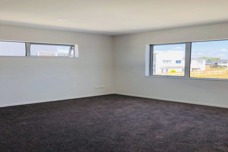 Photo of property in 53 Myland Drive, Hobsonville, Auckland, 0616