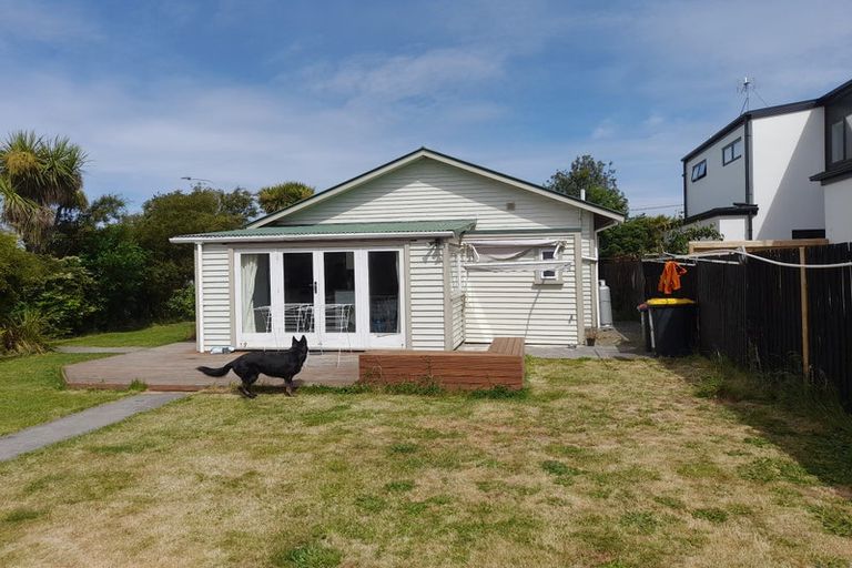 Photo of property in 1 Sumner Street, Spreydon, Christchurch, 8024