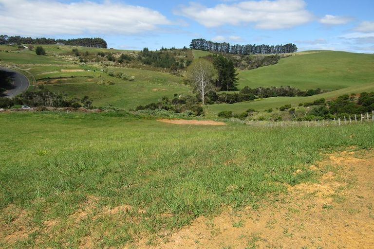 Photo of property in 12 Pekama Drive, Cable Bay, 0420