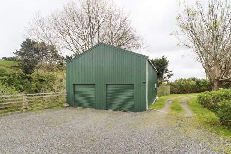 Photo of property in 274 Turitea Road, Turitea, Palmerston North, 4472