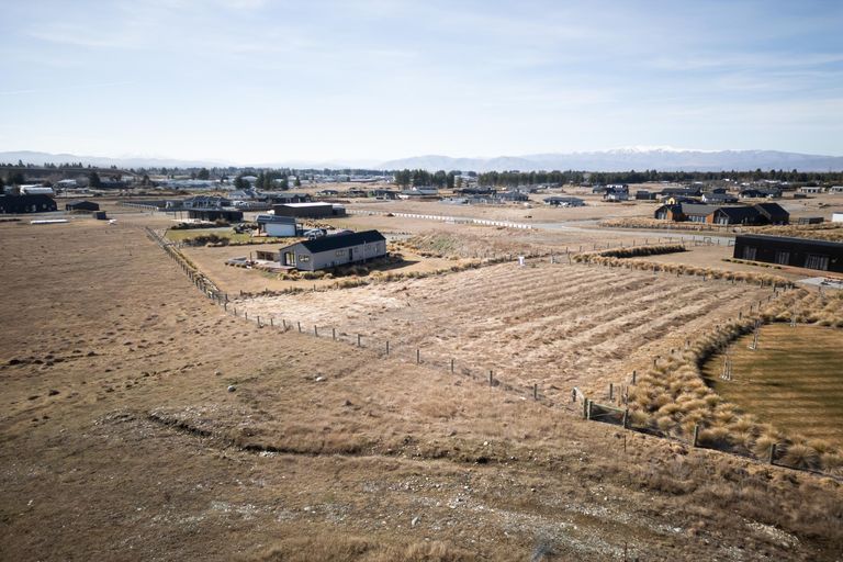 Photo of property in 10 Jocks Terrace, Twizel, 7901