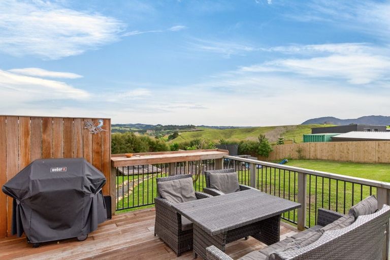 Photo of property in 161 Ranganui Road, Kaiwaka, 0573