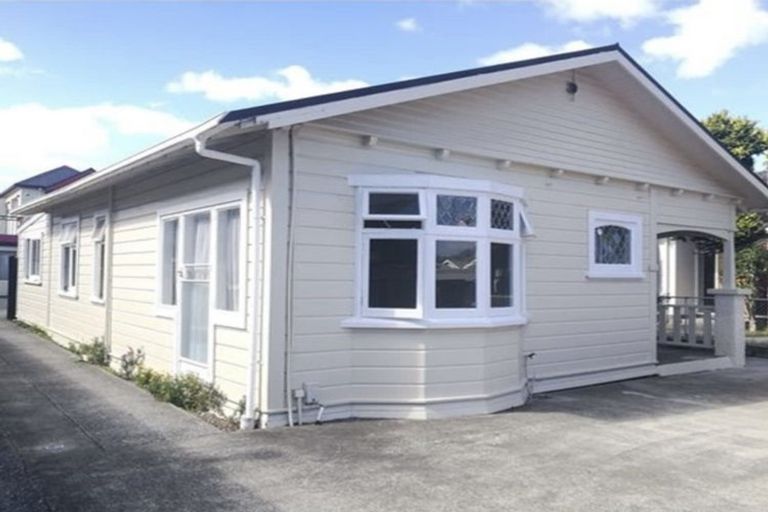 Photo of property in 133 Knights Road, Hutt Central, Lower Hutt, 5010