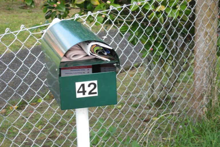 Photo of property in 42 Wood Street, Wainuiomata, Lower Hutt, 5014