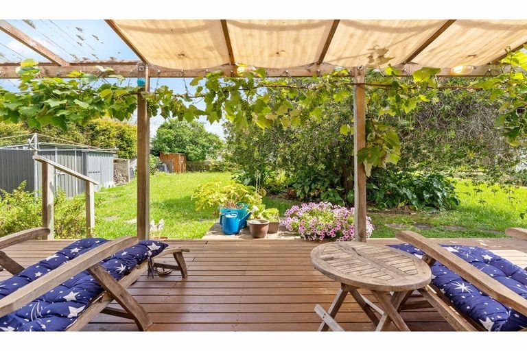 Photo of property in 56 Ngataringa Road, Devonport, Auckland, 0624
