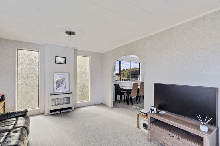 Photo of property in 24 Sole Avenue, Bell Block, New Plymouth, 4312