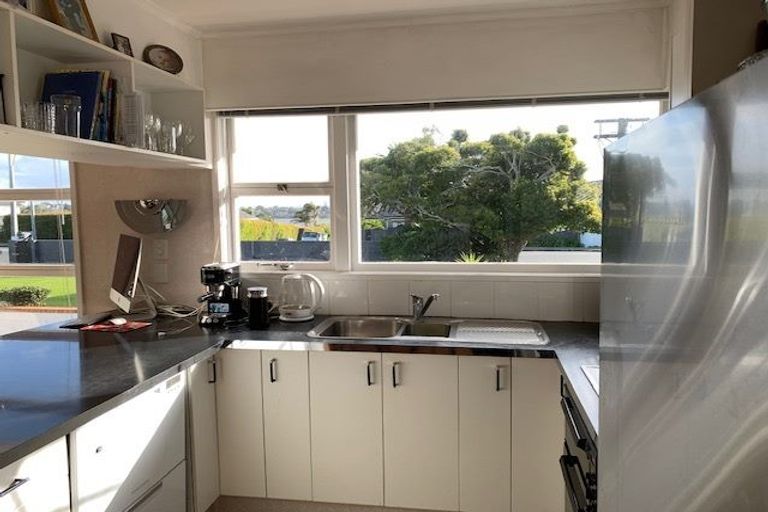 Photo of property in 35 Kitchener Road, Takapuna, Auckland, 0622