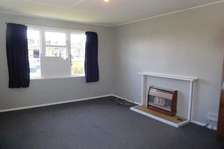 Photo of property in 206 Coronation Avenue, Welbourn, New Plymouth, 4310