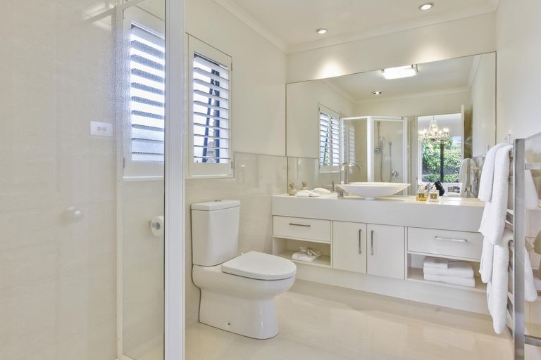 Photo of property in 80 Lothian Brae, Wattle Downs, Auckland, 2103