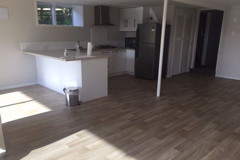 Photo of property in 6 Rakino Avenue, Manly, Whangaparaoa, 0930