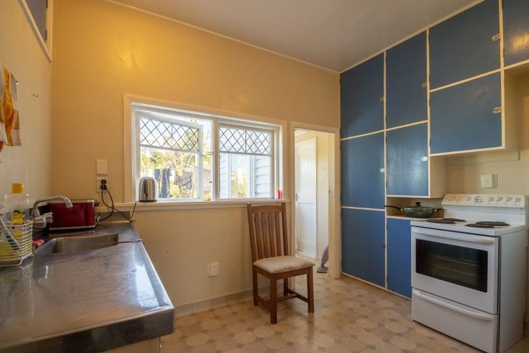 Photo of property in Carillion/the Knoll, 33 Thompson Street, Mount Cook, Wellington, 6011