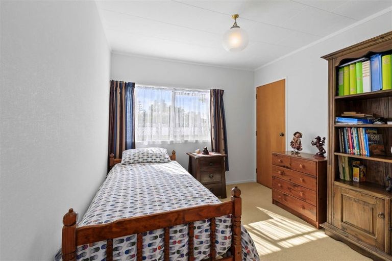 Photo of property in 476 Stokes Valley Road, Stokes Valley, Lower Hutt, 5019