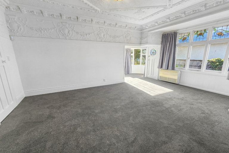 Photo of property in 98 Kennedy Road, Napier South, Napier, 4110