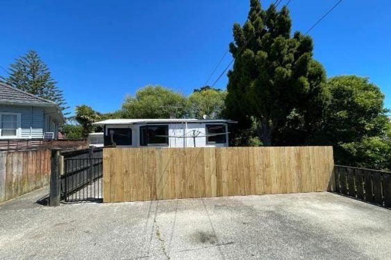 Photo of property in 86 Hillcrest Road, Papatoetoe, Auckland, 2025