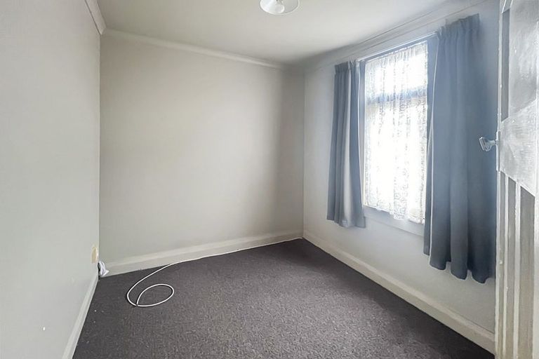 Photo of property in 516 Tremaine Avenue, Takaro, Palmerston North, 4410