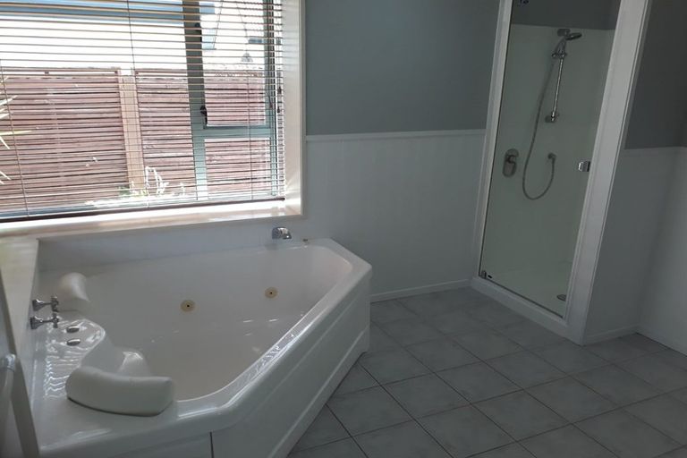 Photo of property in 250 Kingsbury Avenue, Rangiora, 7400