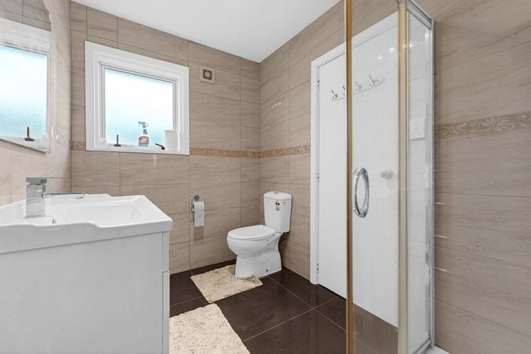 Photo of property in 10 Fields Road, Manurewa, Auckland, 2102