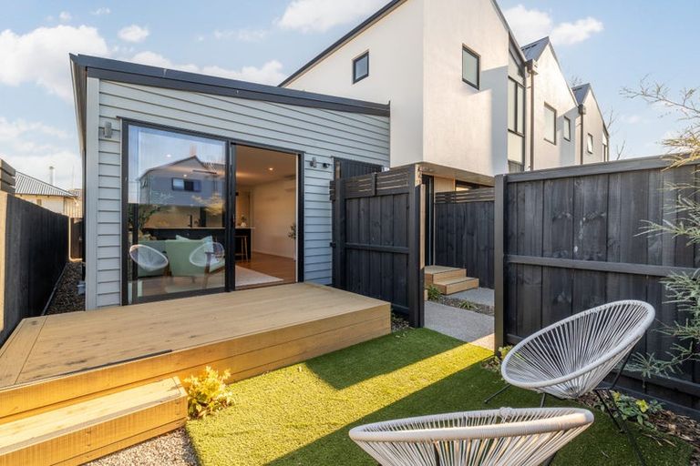 Photo of property in 9/54 Wildberry Street, Woolston, Christchurch, 8023