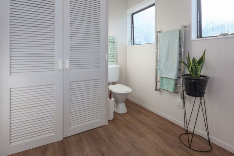 Photo of property in 435 Onemana Drive, Onemana, Whangamata, 3691