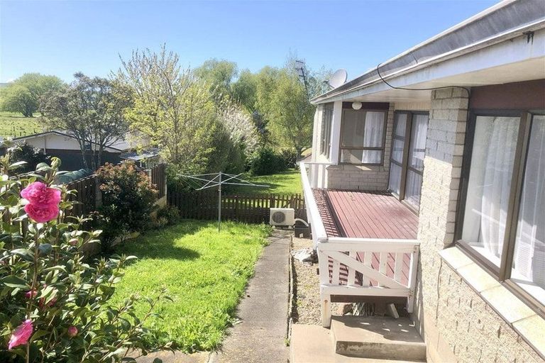 Photo of property in 2/5 Hinemoa Terrace, Waipukurau, 4200
