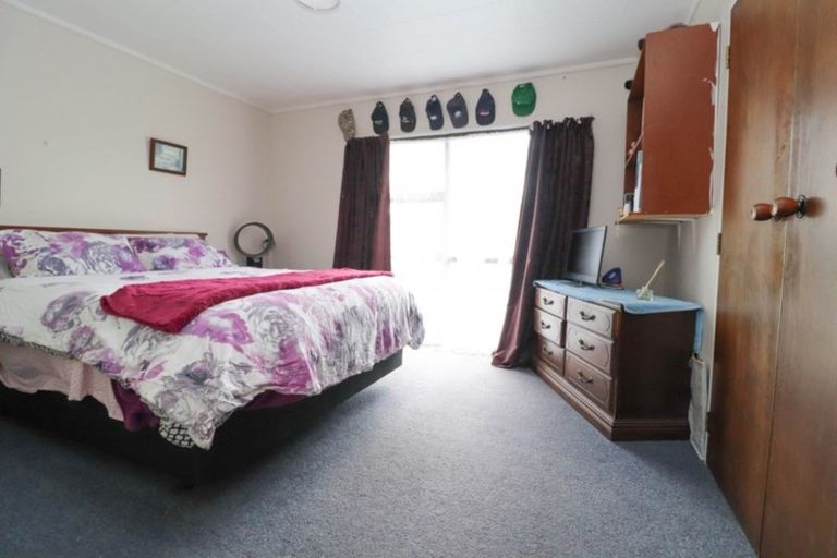 Photo of property in 18 Station Road, Puriri, Thames, 3578