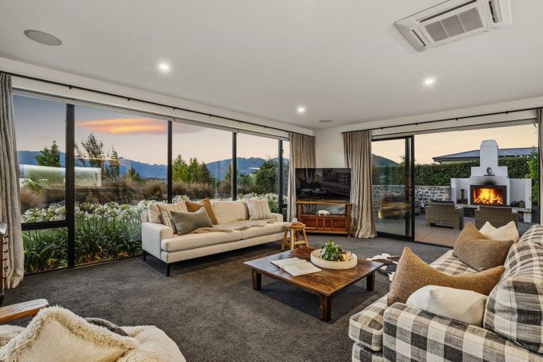 Photo of property in 5 Clearview Street, Wanaka, 9305