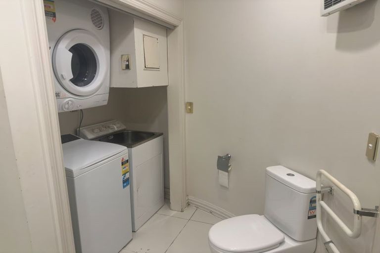Photo of property in Old Bnz Chambers, 5/79 Manners Street, Te Aro, Wellington, 6011