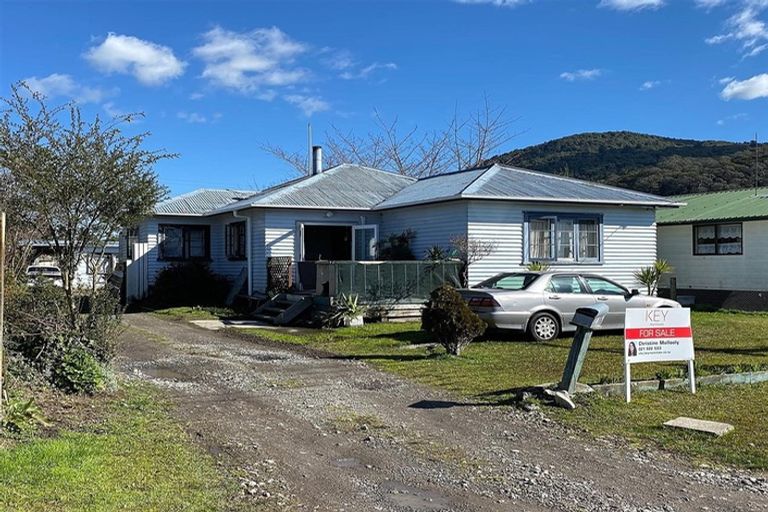 Photo of property in 28 Steeles Lane, Western Heights, Rotorua, 3015