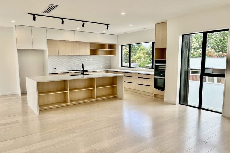 Photo of property in 34c Esmonde Road, Takapuna, Auckland, 0622